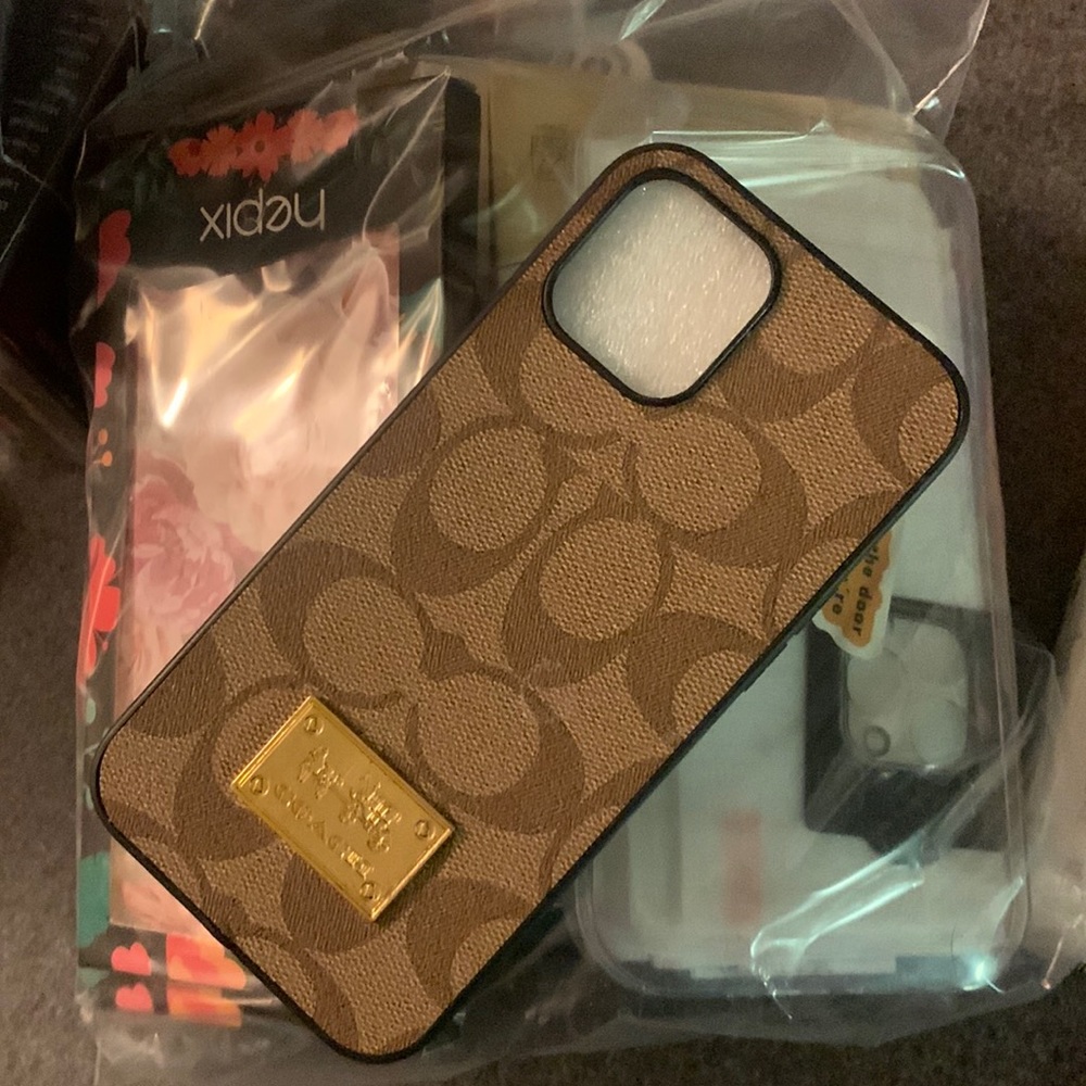 Phone cases/screen protectors/Apple watch cases